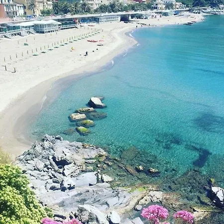 In Lägenhet Moneglia